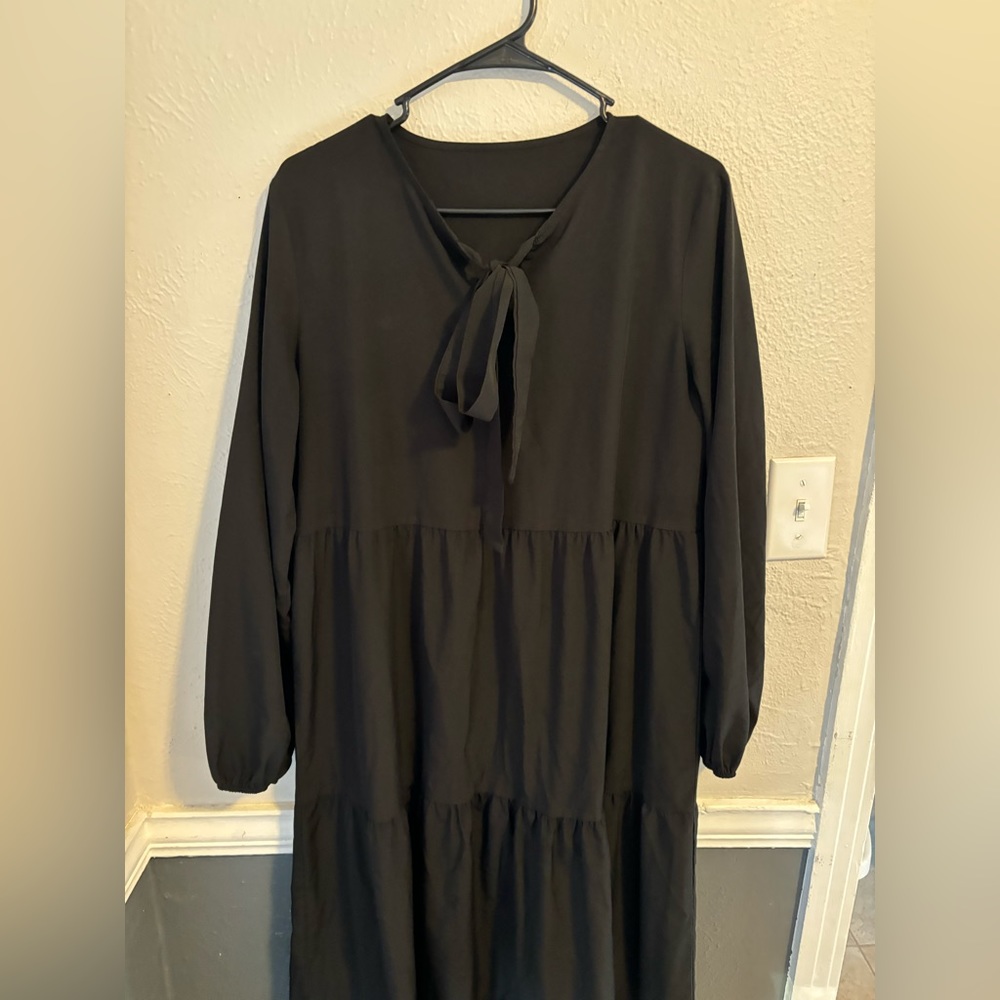 A Dress Up or Down Black Tie Dress! 🖤